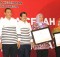 Tiga Ibu Sigap DBD menerima penghargaan di ASEAN Dengue Day 2016