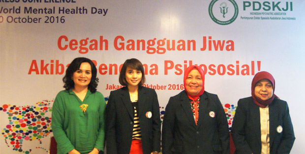 Eugenia Siahaan, dr. NoRiYu, Dr. Nurmiati Amir, dan dr. Eka Viora 